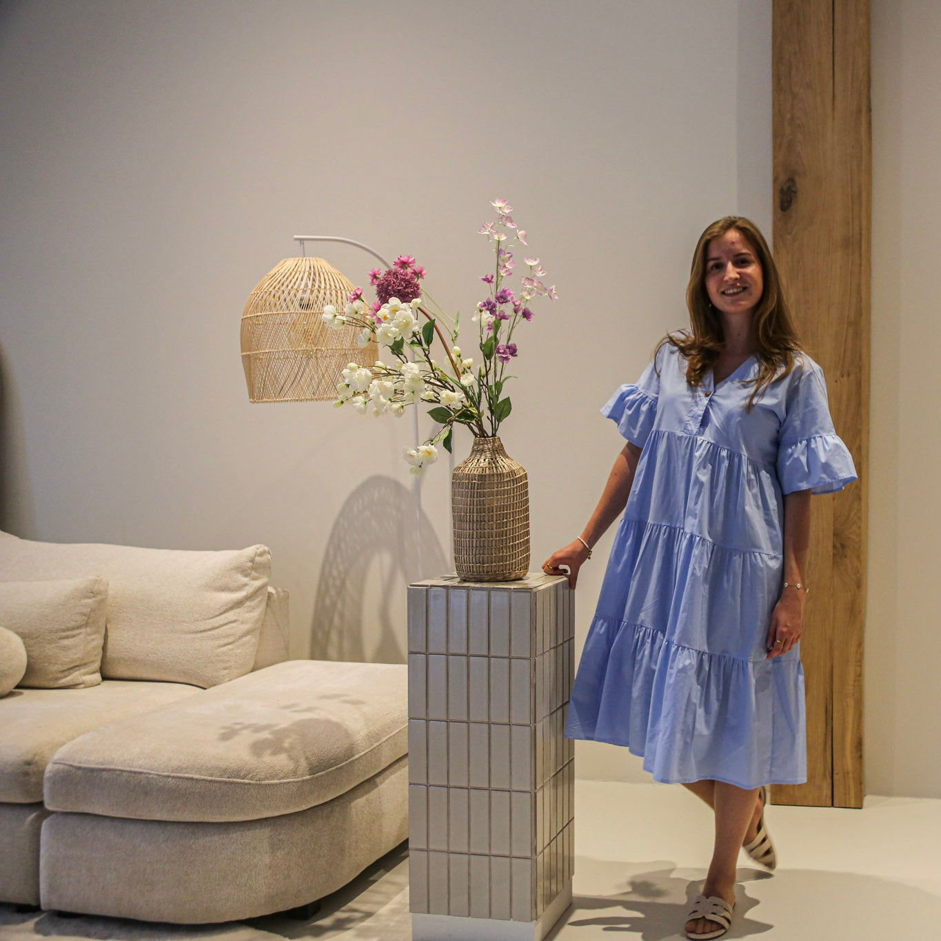 Lichtblauwe Midi Zomerjurk met Ruches