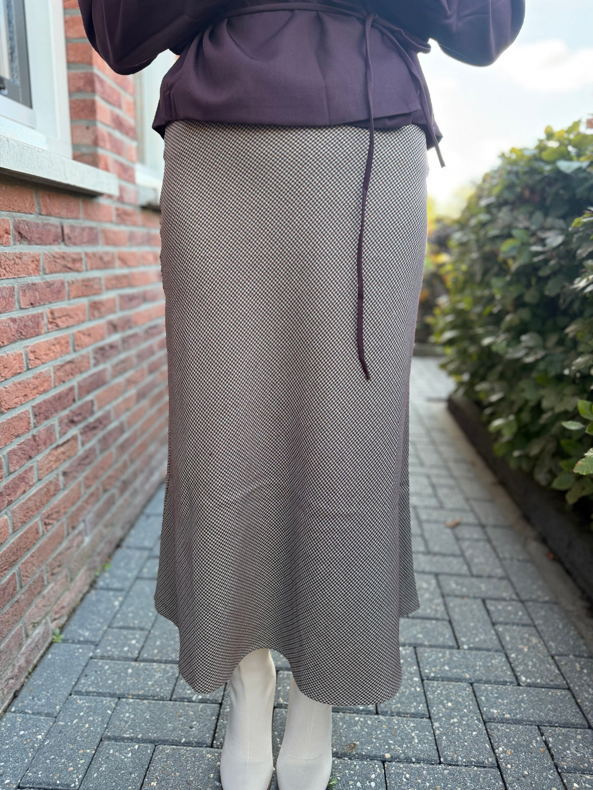 Rok lang ruit bordeaux