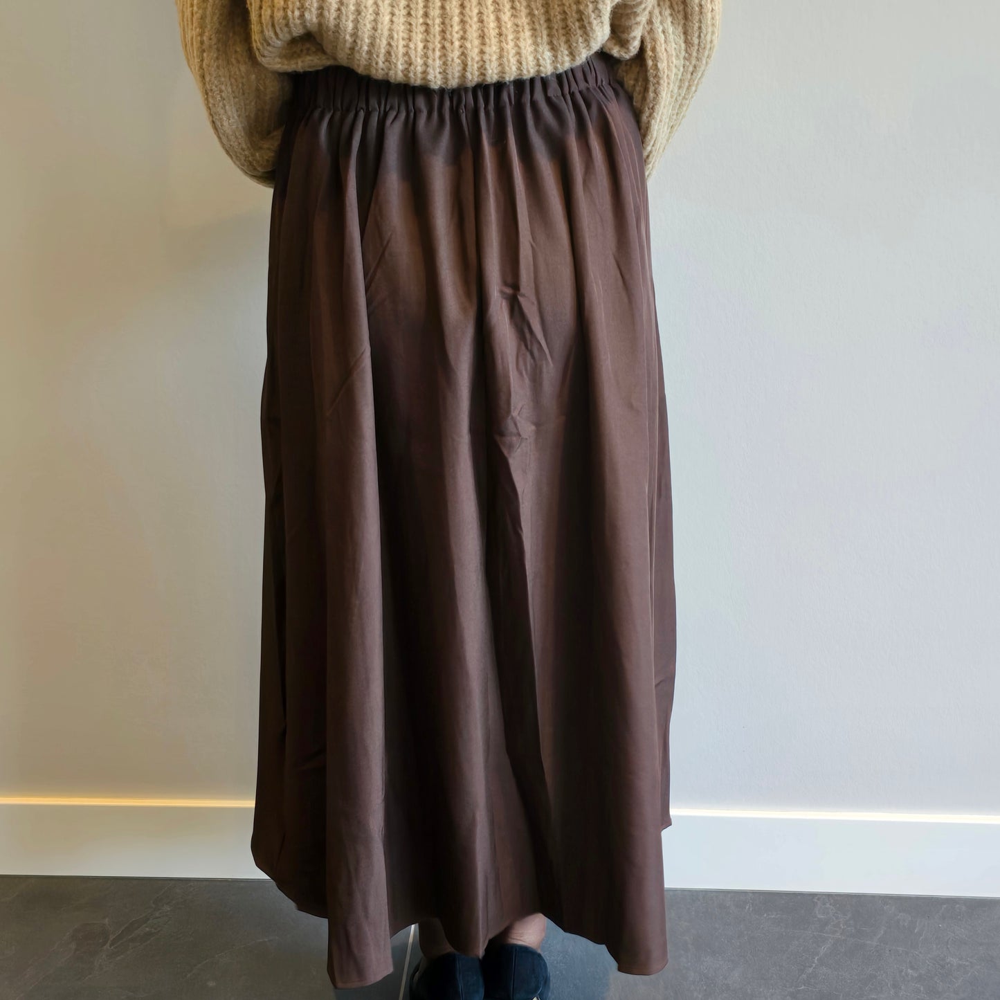 Lange rok bruin met plooien