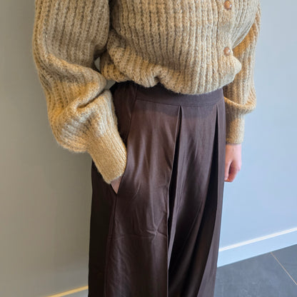 Lange rok bruin met plooien