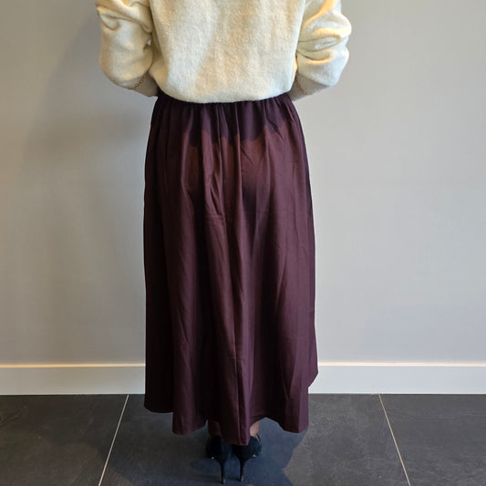 Lange rok bordeaux met plooien