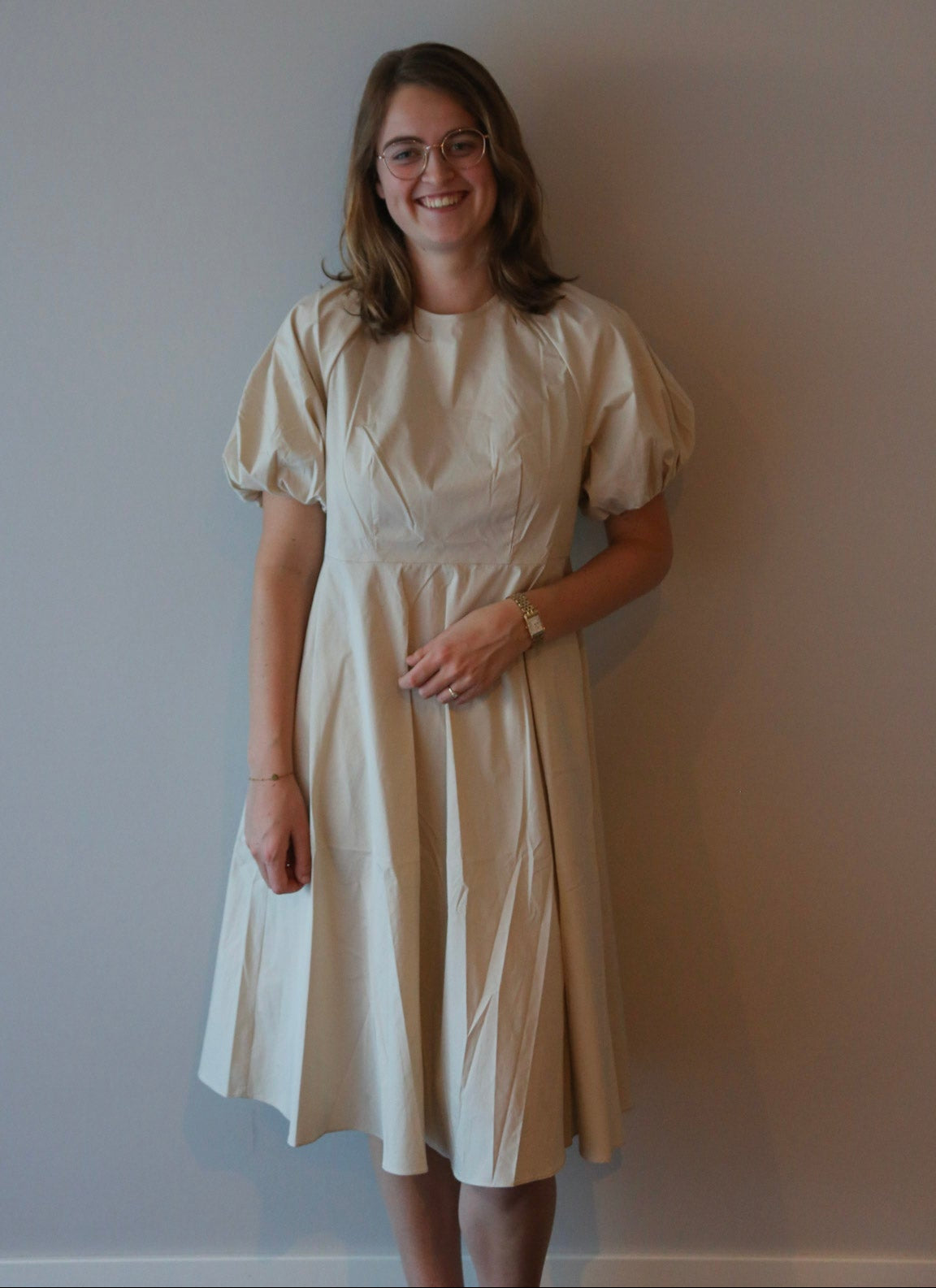 Iris jurk pofmouw beige