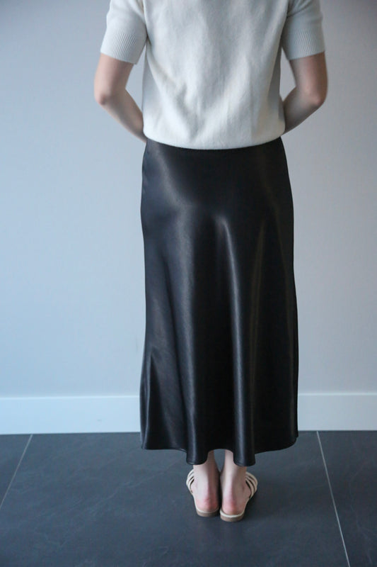 Isabelle satijnen rok zwart