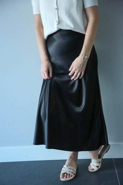 Isabelle satijnen rok zwart