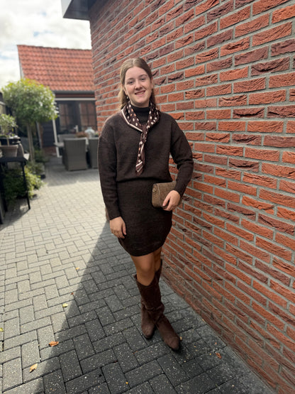 Wollen set bruin
