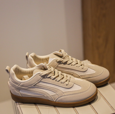 Sneaker zand